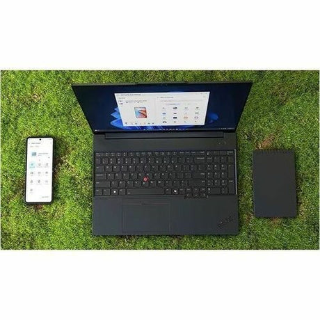Portatil Lenovo Tp E16 G3 22AY001WSP vista 3