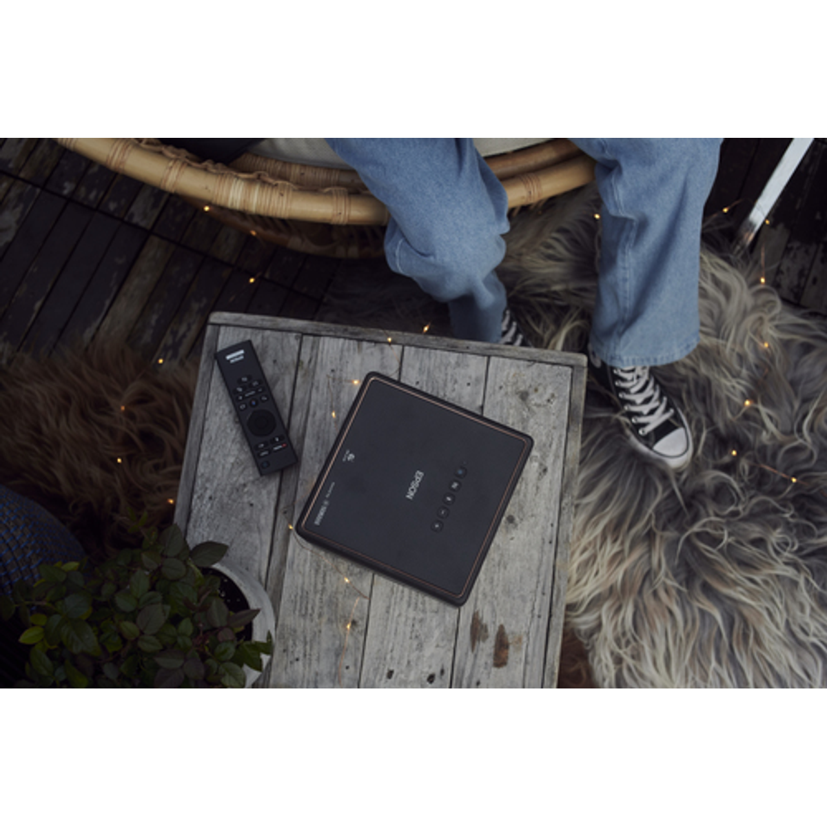 Proyector Epson EF-12 Full HD 1000 lm ANSI - vista 21