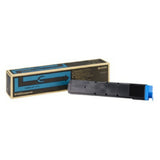 Tóner cian original Kyocera TK8600C, referencia 1T02MNCNL0, con caja y cartucho.